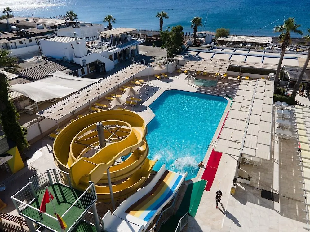 Petunya Beach Resort أورتاكنت