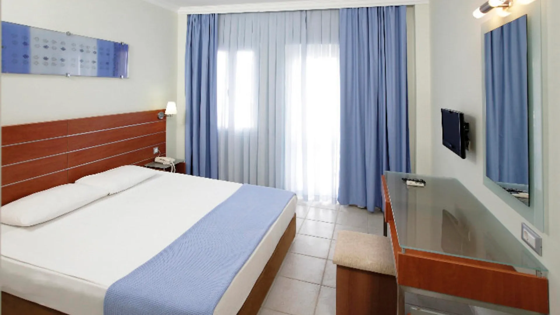 Petunya Beach Resort أورتاكنت