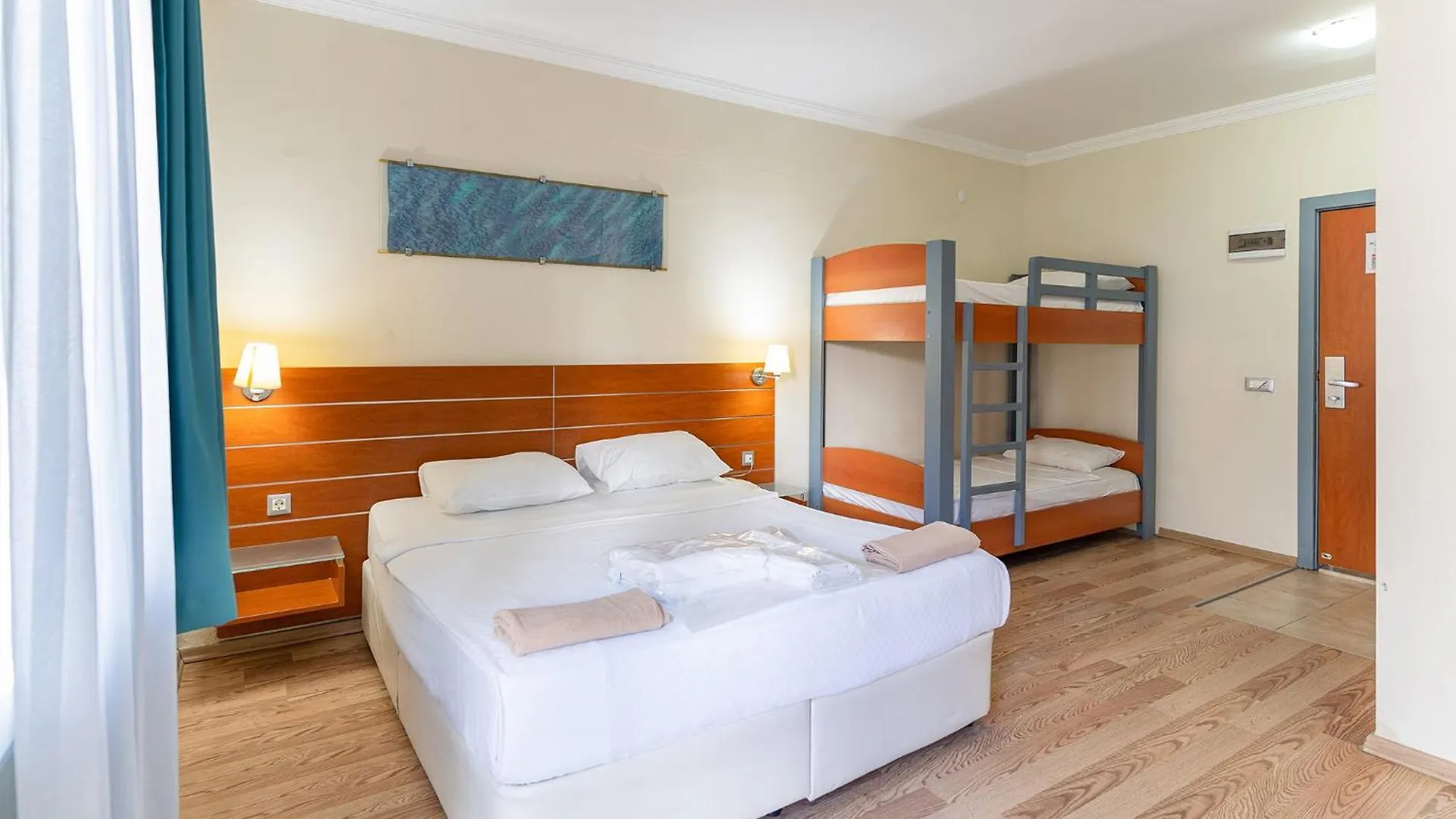 Petunya Beach Resort أورتاكنت