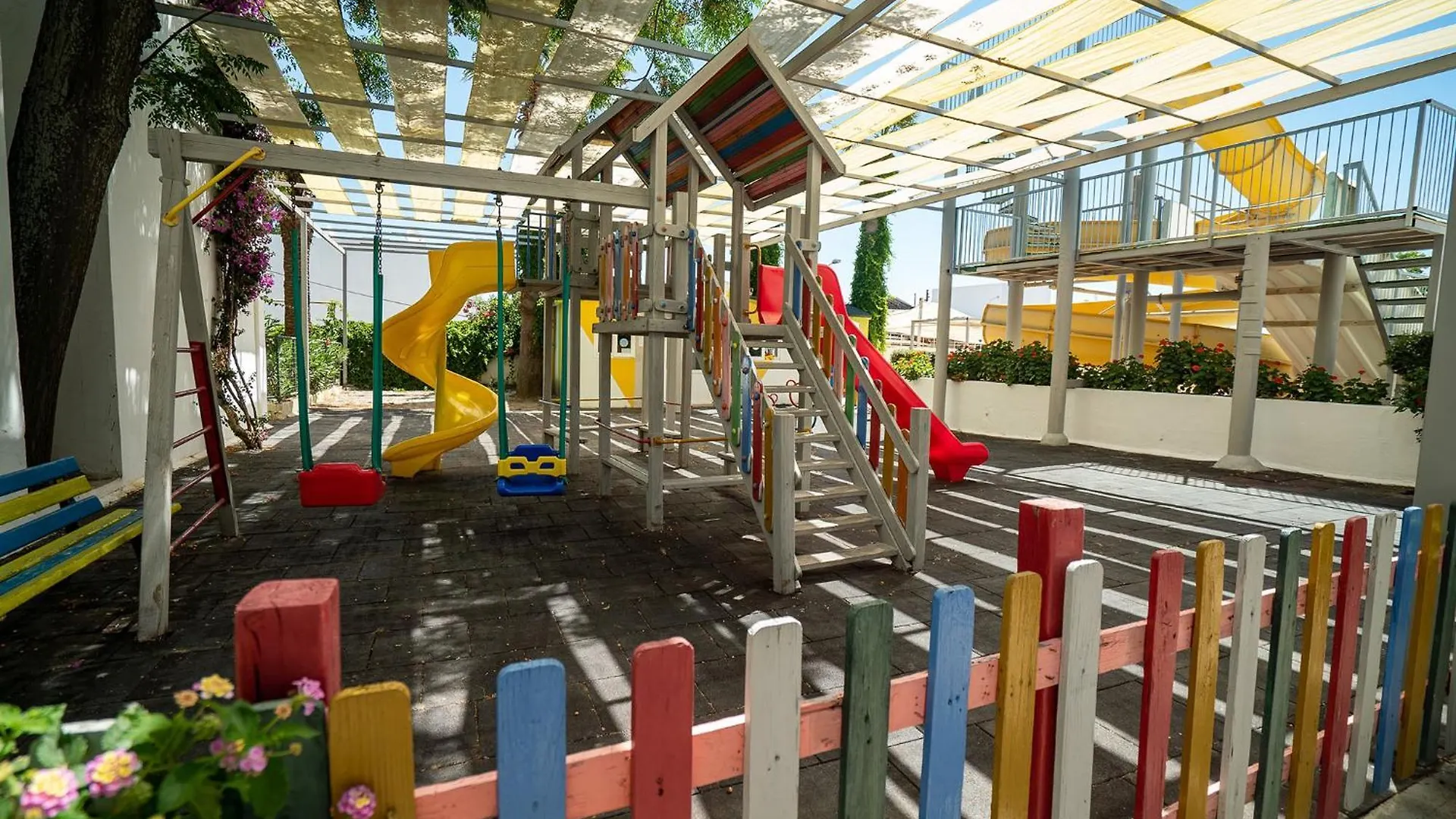 Petunya Beach Resort أورتاكنت