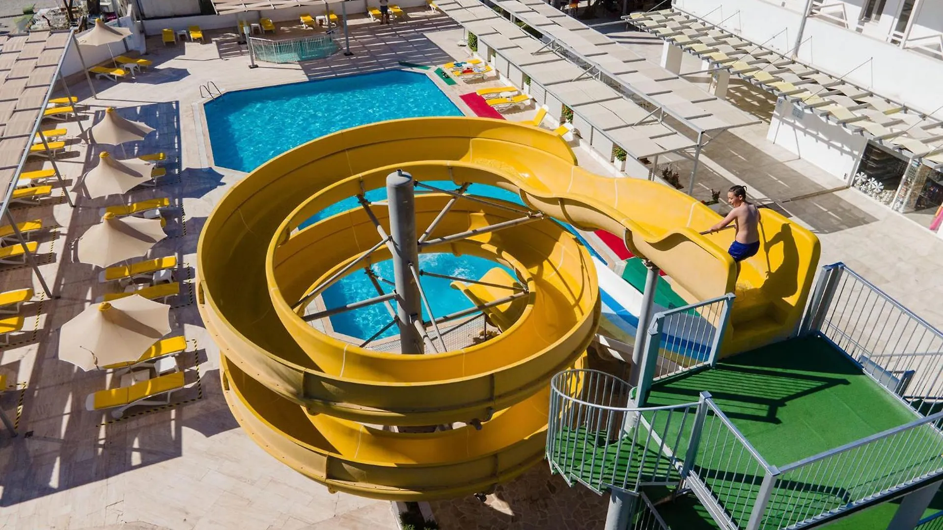 Petunya Beach Resort أورتاكنت