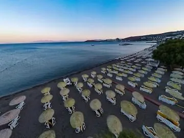 Petunya Beach Resort Ortakent