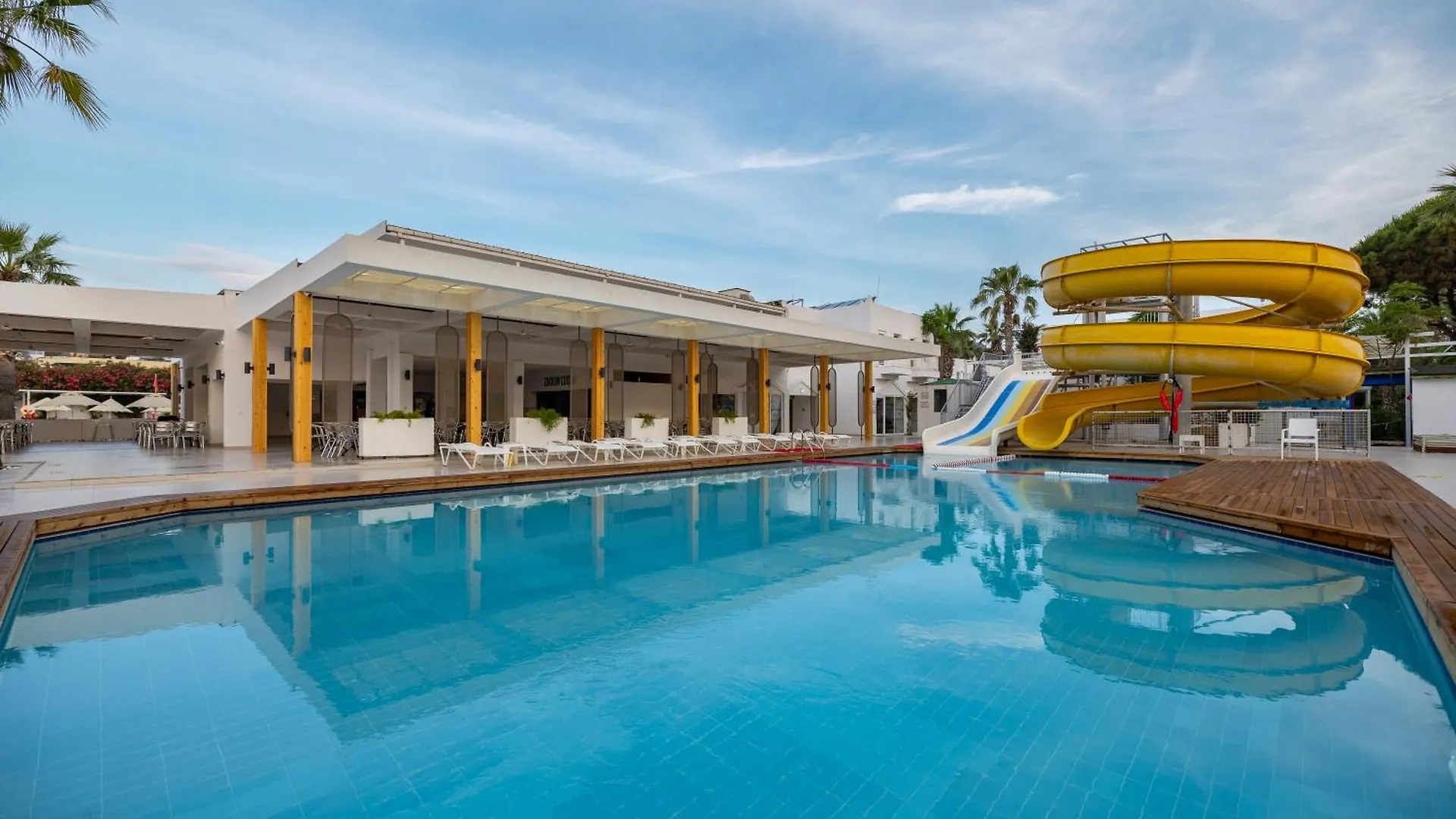 Petunya Beach Resort Ortakent Turquie