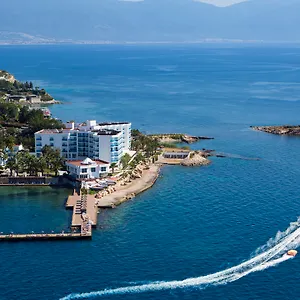 Le Bleu & - Ultra Resort