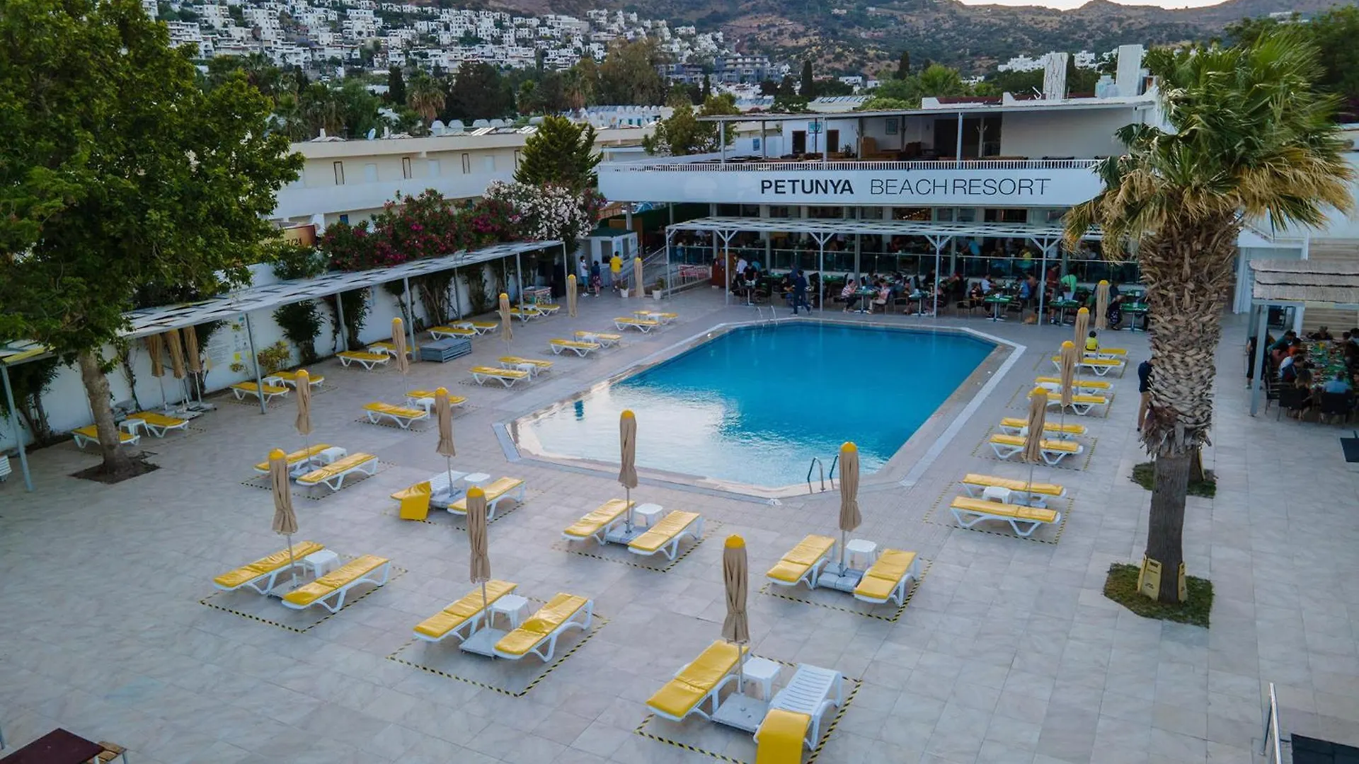 Petunya Beach Resort Ortakent 4*,  Turecko