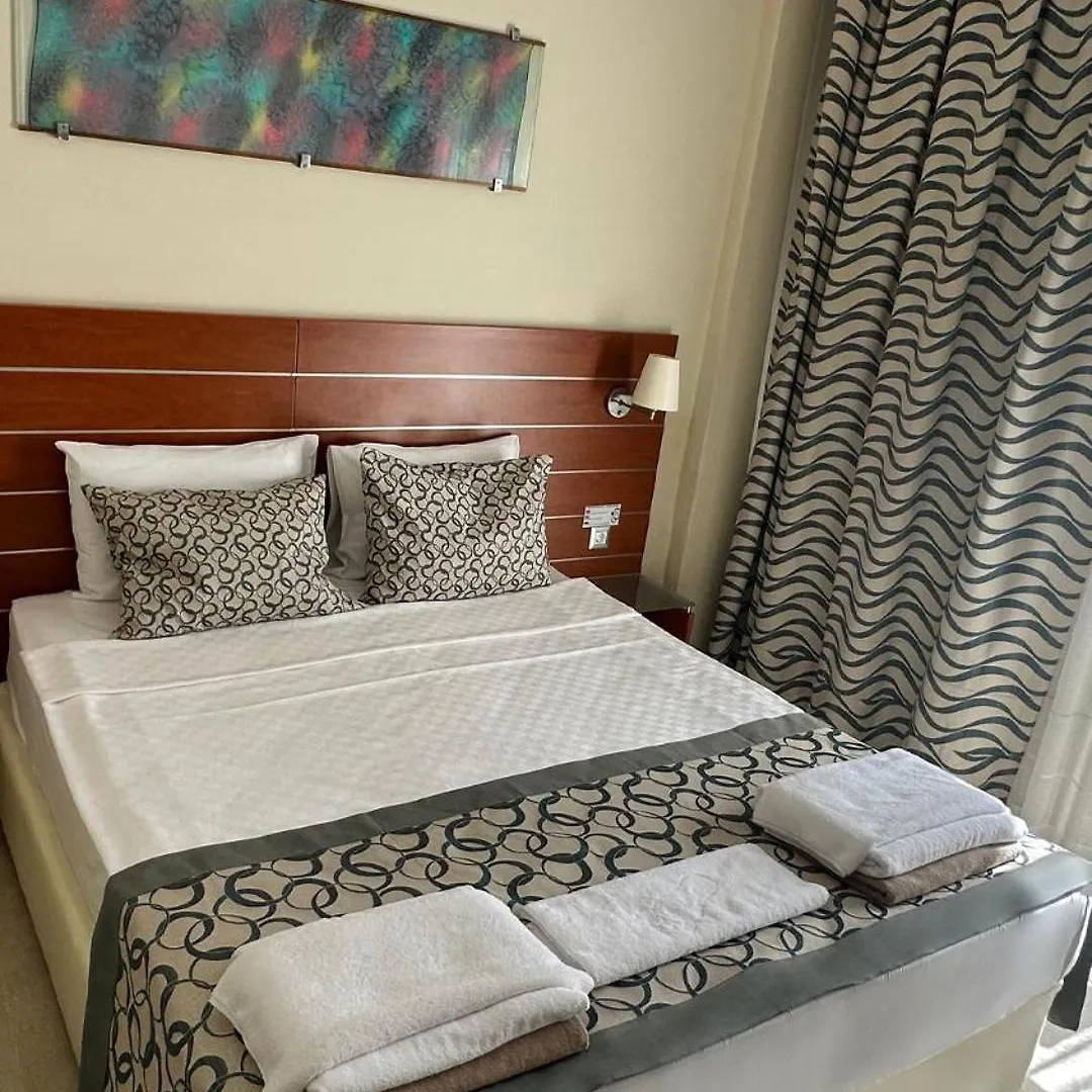 Petunya Beach Resort Ortakent