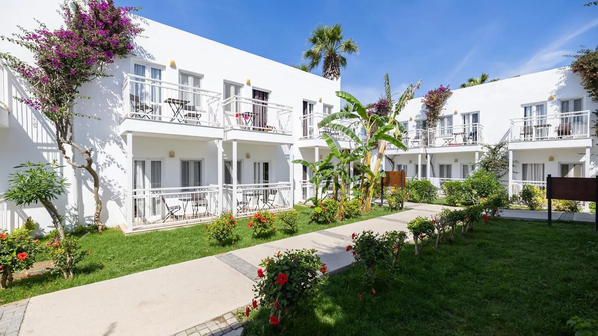Petunya Beach Resort Ortakent